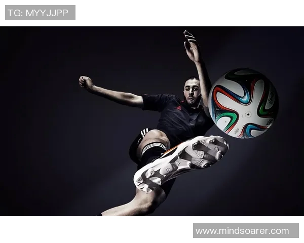 足球明星成名历程全景图解与重要赛事回顾 足球明星成名历程全景图解与重要赛事回顾