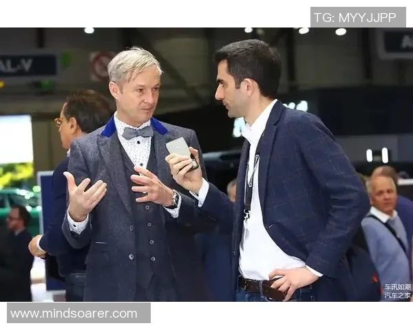 与足球传奇面对面探讨他们的辉煌历程与心路历程 与足球传奇面对面探讨他们的辉煌历程与心路历程